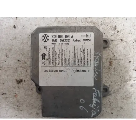 Skoda Fabia Mk1 (6Y) Airbag control unit/module 1C0909601A 5WK43123 10050809E
