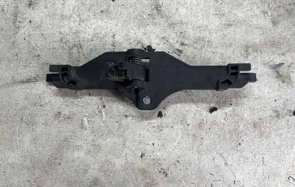 Mercedes-Benz E W211 Rear door interior handle A2117600008