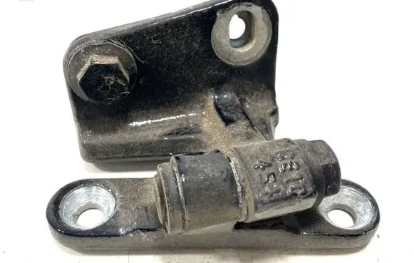 Mercedes-Benz A W169 Rear door upper hinge 13RE