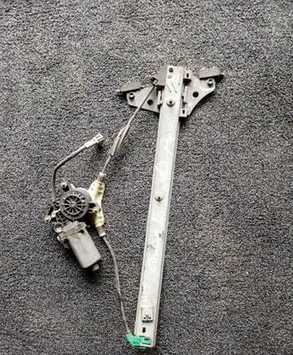 Toyota Carina T190 Front door window regulator with motor 190484000