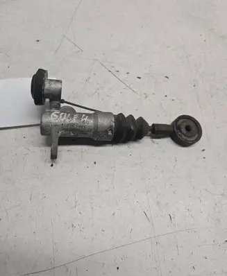 Volkswagen Golf IV Clutch master cylinder 8D1721401B
