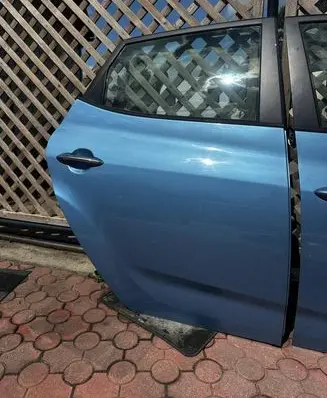 Hyundai ix20 Rear door 