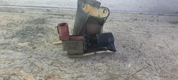 Toyota Corolla E120 E130 Turbo solenoid valve 2586064140