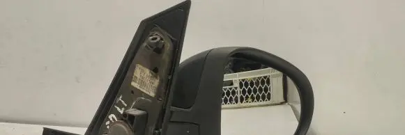 Mitsubishi Colt Front door electric wing mirror E9024259