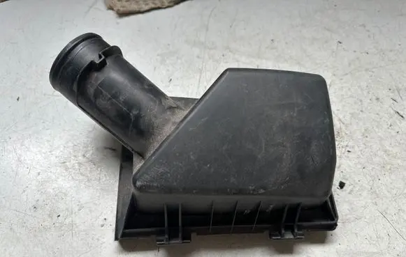 Renault Captur II Air filter box cover HMLGT9156R