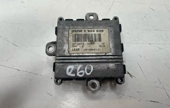 BMW 5 E60 E61 Xenon control unit/module 6934836 037199053 523767