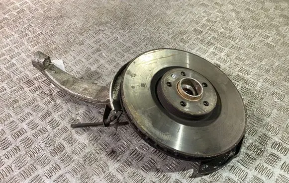 Volvo XC90 Front wheel hub