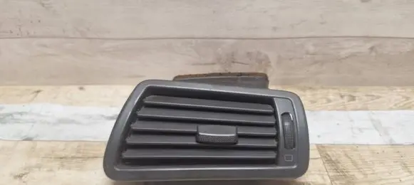 Peugeot 807 Dash center air vent grill 1484108077 1491963077