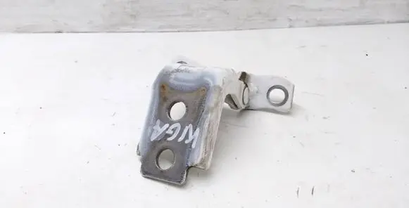 Mazda CX-3 Rear door lower hinge