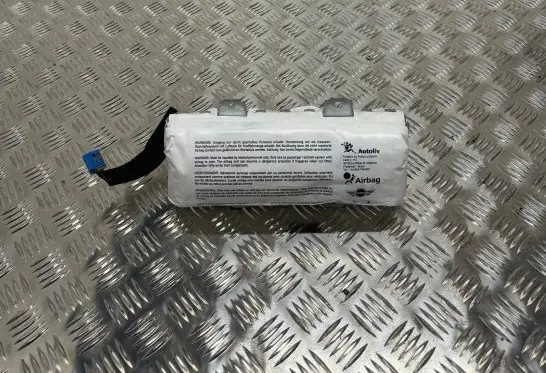 Mini One - Cooper Coupe R56 Passenger airbag 275573502 201101408720 604021800CF
