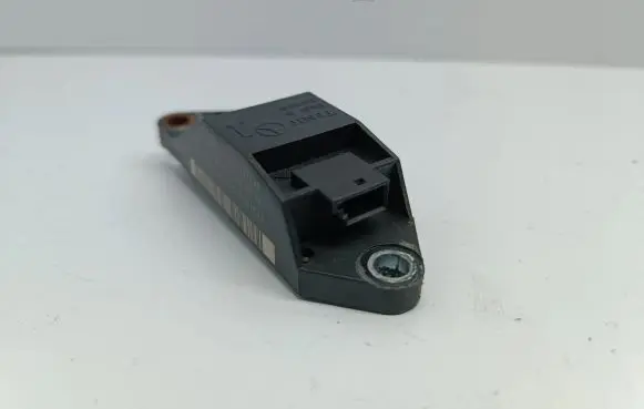 Mercedes-Benz E W211 Airbag deployment crash/impact sensor A0018209326 25571179A4