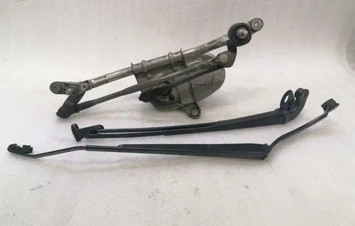 Maserati GranCabrio M145 Front wiper linkage and motor 80257600