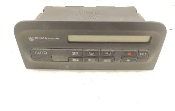 Volkswagen Golf III Climate control unit 1H0907044 5HB00679700