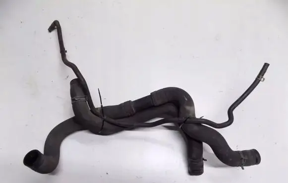 Nissan Qashqai Engine coolant pipe/hose