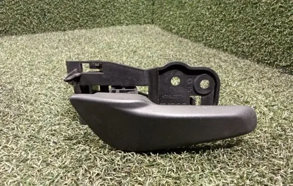 Iveco Daily 6th gen Front door interior handle 5801834155