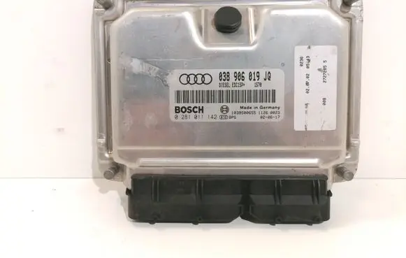 Audi A4 S4 B6 8E 8H Engine control unit/module 038906019JQ 0281011142