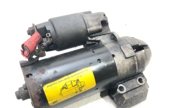 BMW 1 E81 E87 Starter motor