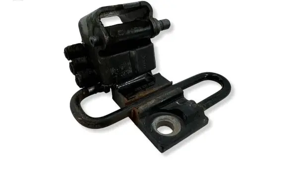 Audi A3 S3 8L Front door lower hinge 4B0831412B