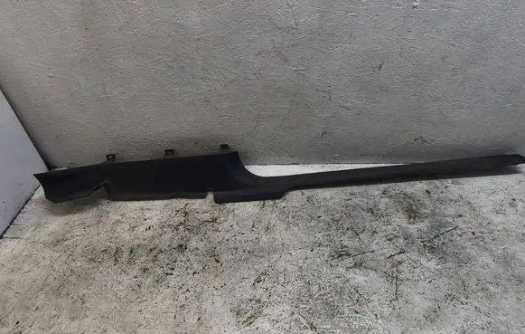 Volkswagen Golf IV Front sill trim cover 1J3853371