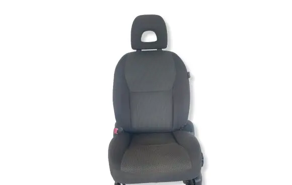 Toyota RAV 4 (XA20) Front driver seat