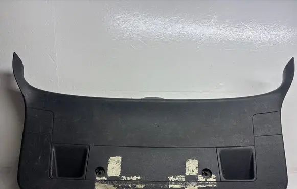 Volkswagen PASSAT B6 Tailgate trim 3C9867605