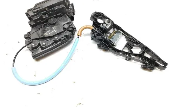 BMW X2 F39 Front door lock A046465 7281934 5121
