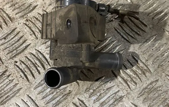 BMW 5 E60 E61 Webasto circulation pump for autonomous heater 9017986A