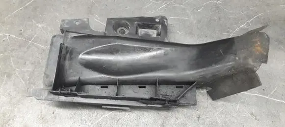 BMW 3 E46 Radiator trim 8197927