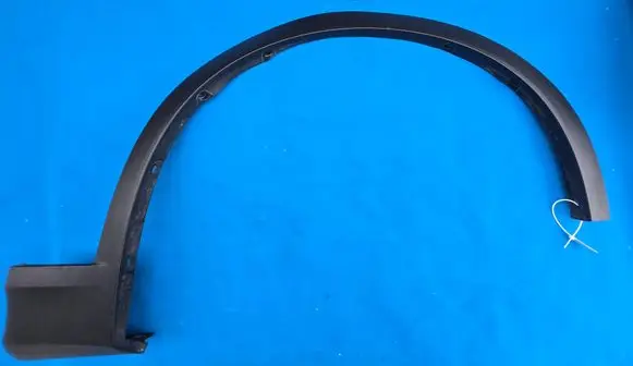 BMW X3 F25 Front arch trim 7210082