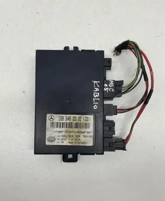 Mercedes-Benz C W203 Air suspension control unit module (rear) 1695452032 5DS00876900