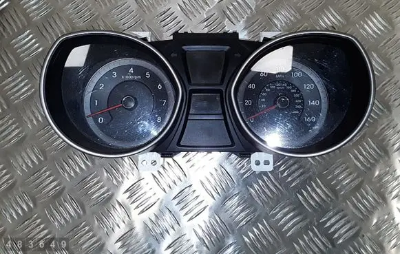 Hyundai i30 Speedometer (instrument cluster) 94003A6273