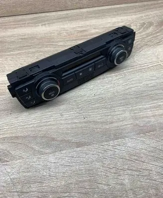 BMW 3 E90 E91 Climate control unit 9147300