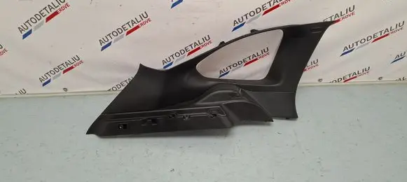 BMW X1 F48 F49 (C) pillar trim 7332827