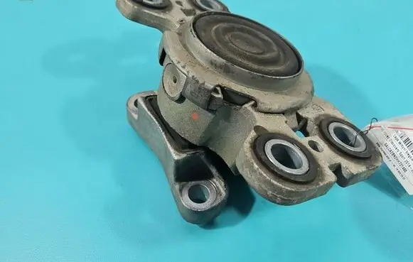 Land Rover Discovery Sport Gearbox mounting bracket IMPRK1476461