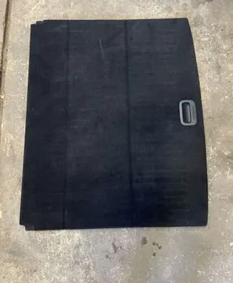 Trunk/boot floor carpet liner