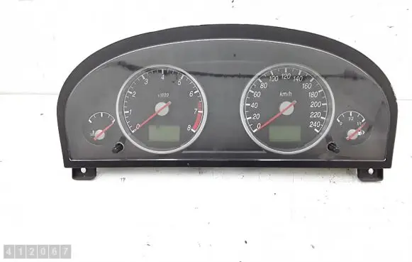 Ford Mondeo Mk III Speedometer (instrument cluster) 44ZU187