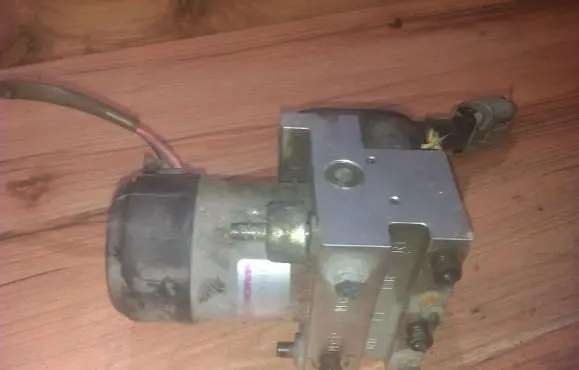 Hyundai Elantra ABS Pump 5891029300