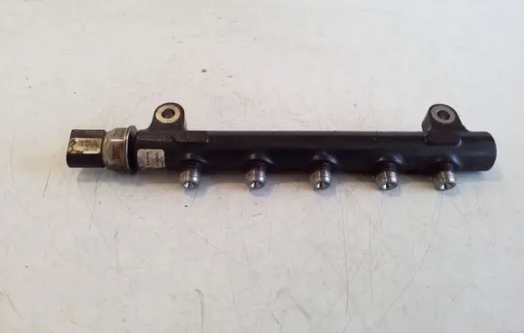Fuel main line pipe