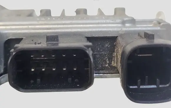 Peugeot 508 Start/Stop control module 9675015880 9676308180 9677001780