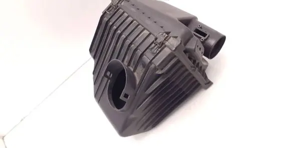 Dodge Nitro Air filter box 52129290AC