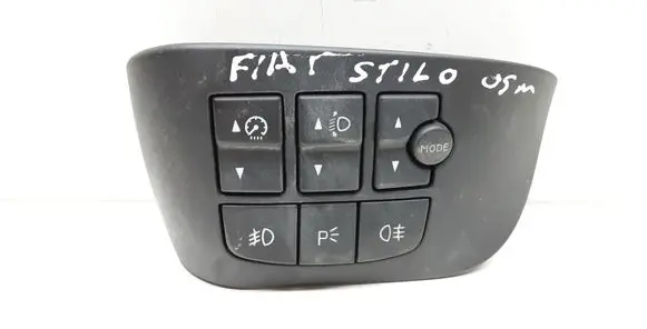Fiat Stilo Light switch B569