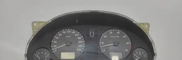 Volkswagen Sharan Speedometer (instrument cluster) 7M0919880D 95VW10849VA