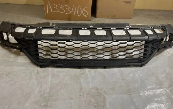 Volkswagen Tiguan Front bumper lip 2GA809903