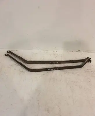 Toyota Verso Fuel tank mounting bracket 