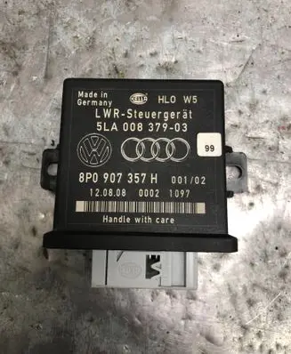 Audi A6 S6 C6 4F Light module LCM 8P0907357HBILI 8P0907357H