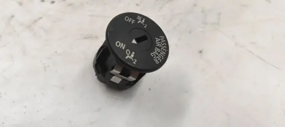 BMW 1 E82 E88 Passenger airbag on/off switch 919688604