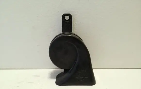 Lexus RX 330 - 350 - 400H Horn signal E9004015 DN14