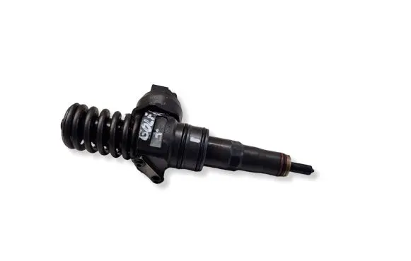 Volkswagen Golf Plus Fuel injector 038130073BQ