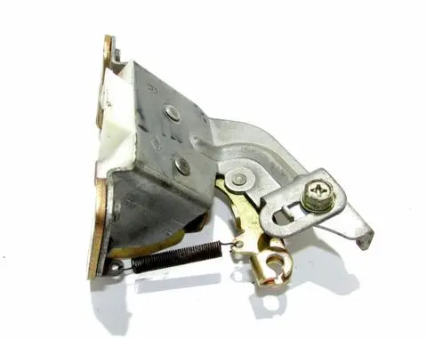 Mitsubishi Space Runner Rear door lock