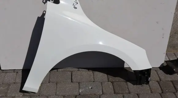 Volvo V40 Fender 